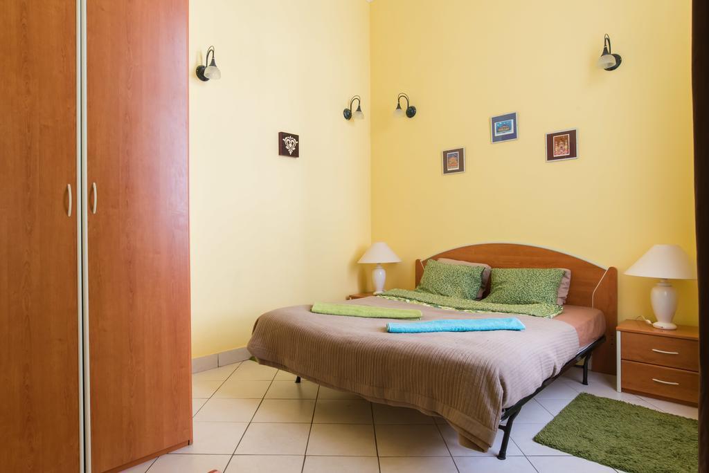 Downtown Oasis Hostel Budapest Exterior photo
